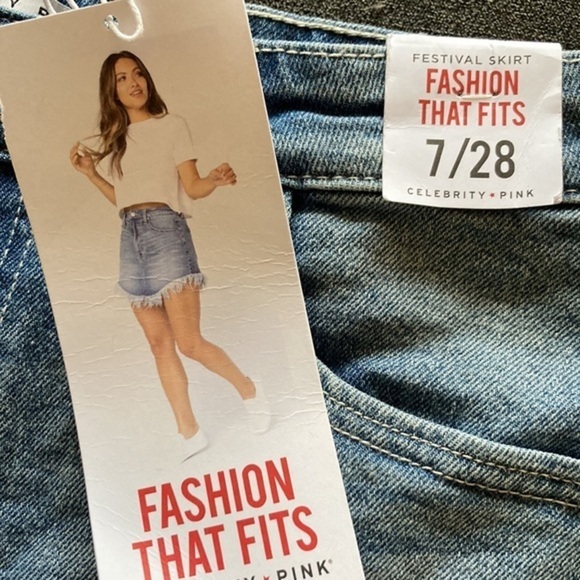 Celebrity Pink Denim Festival Skirt Size 7 Medium Wash Heavy‎ Fringe NWT - Picture 4 of 8